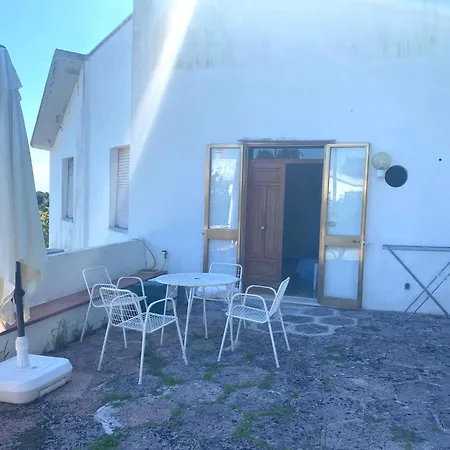 Monolocale Con Posto Auto 2 P Letto *